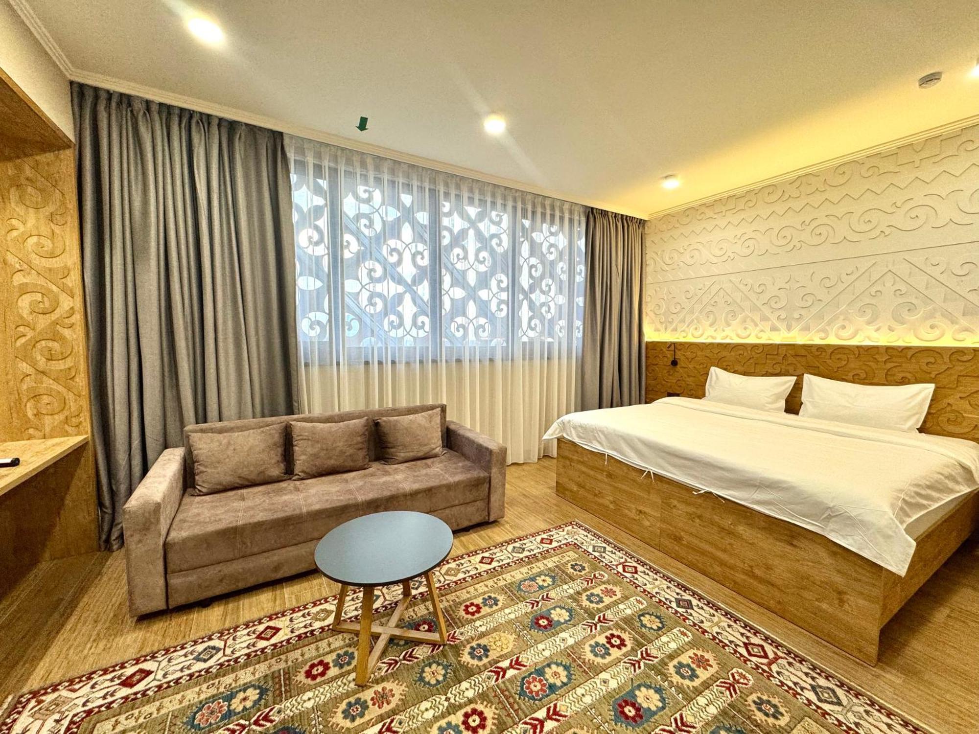 Dami Almaty Hotel Dış mekan fotoğraf